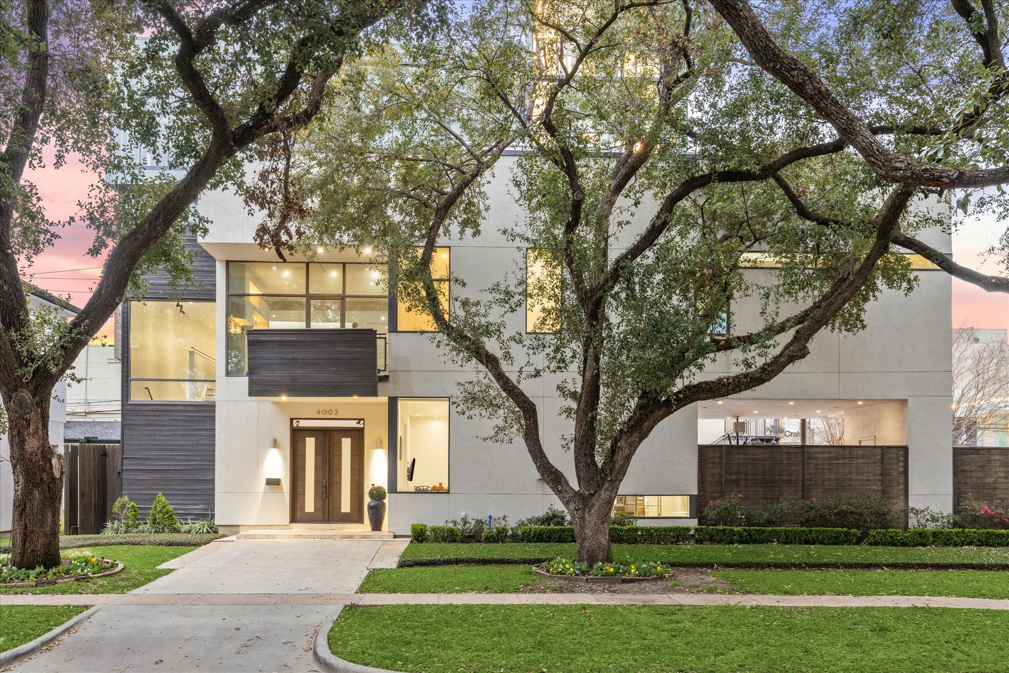 4002 Chatham Lane , Houston, TX, 77027 | 806614 | Realty Texas LLC