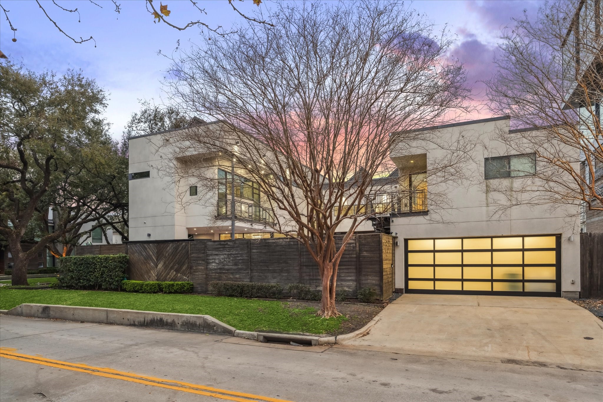 4002 Chatham Lane , Houston, TX, 77027 | 806614 | Realty Texas LLC