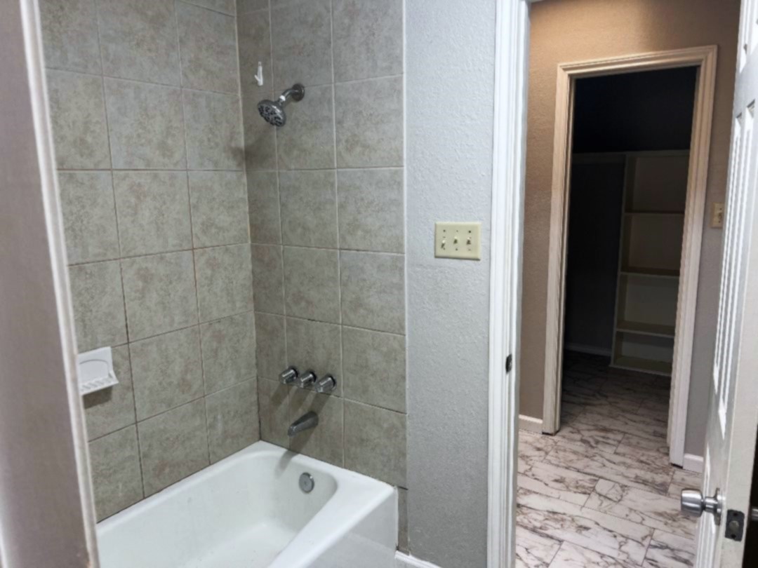 3635 Garden Brook Drive 20400 , Farmers Branch, TX, 75234 | 20935349 | Realty Texas LLC
