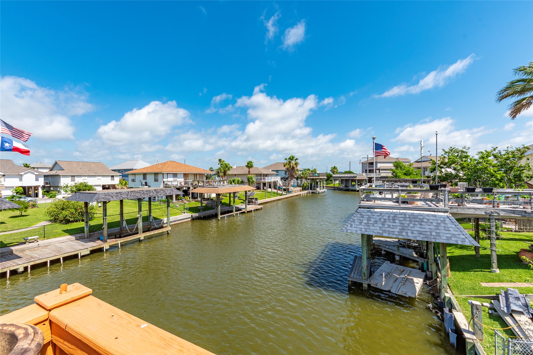 3 N Pelican Street , La Marque, TX, 77568 | 98174823 | Realty Texas LLC