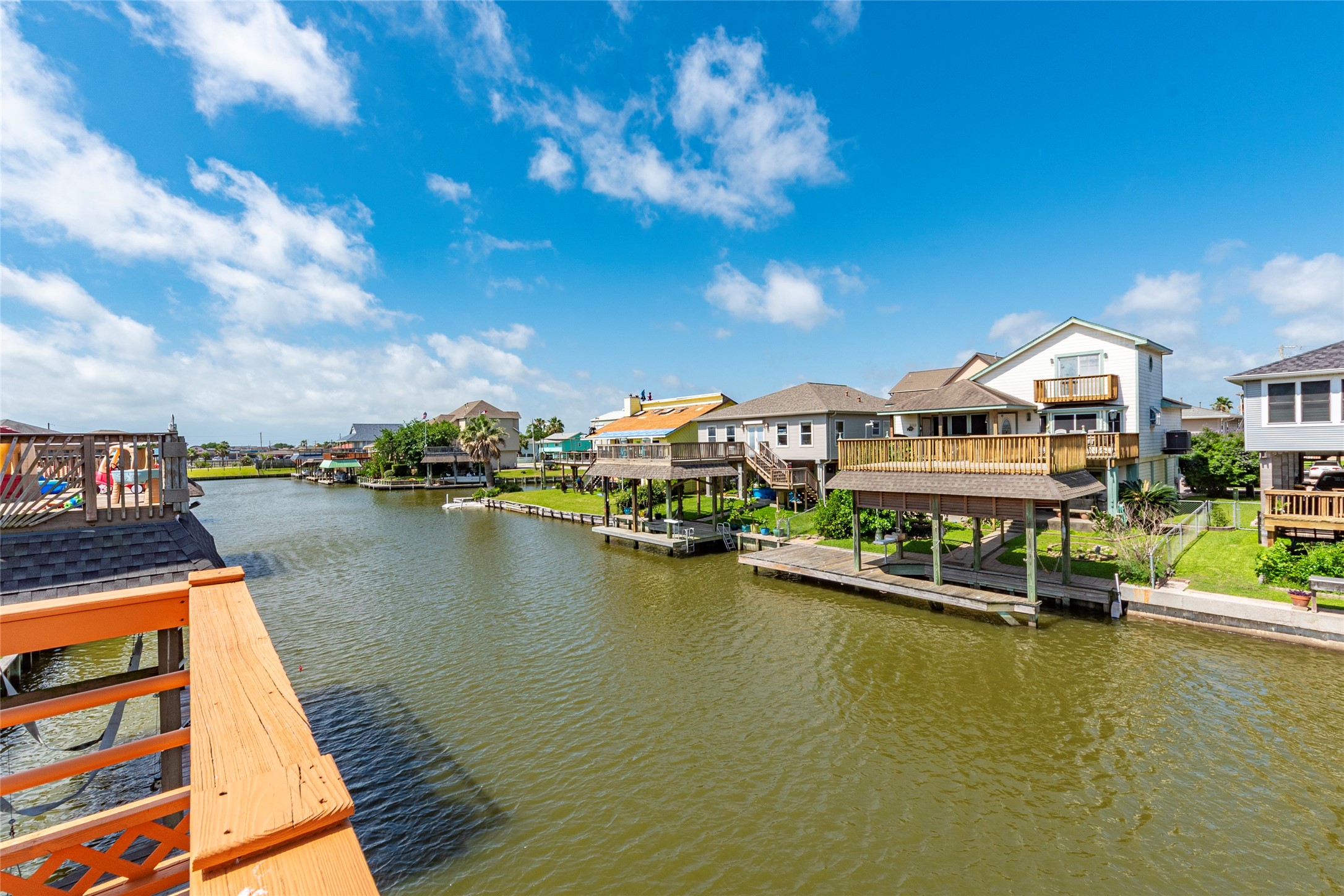 3 N Pelican Street , La Marque, TX, 77568 | 98174823 | Realty Texas LLC