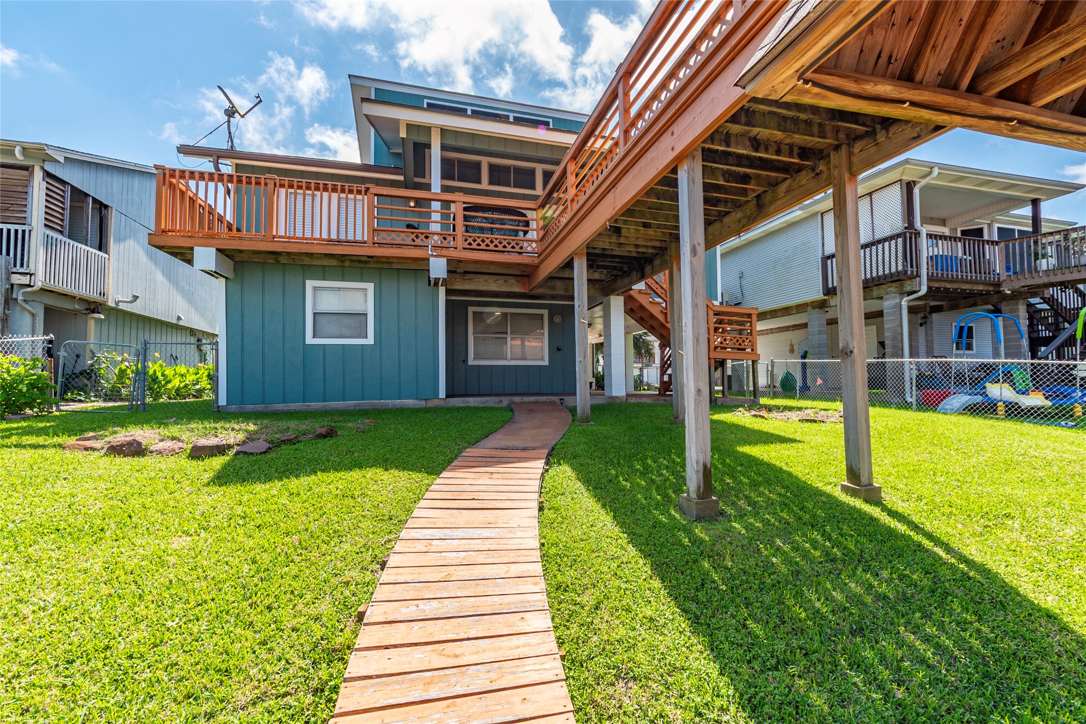 3 N Pelican Street , La Marque, TX, 77568 | 98174823 | Realty Texas LLC
