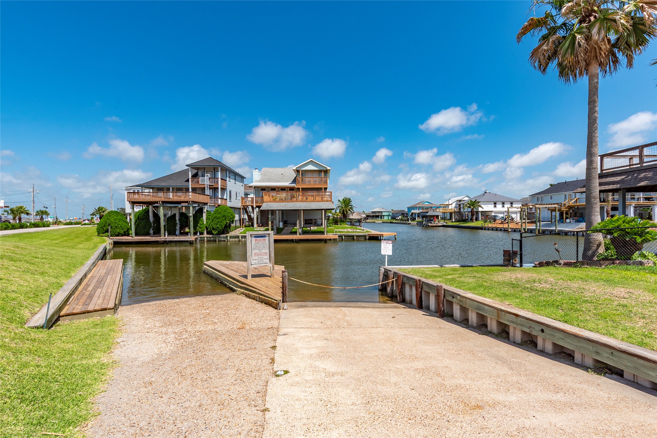 3 N Pelican Street , La Marque, TX, 77568 | 98174823 | Realty Texas LLC
