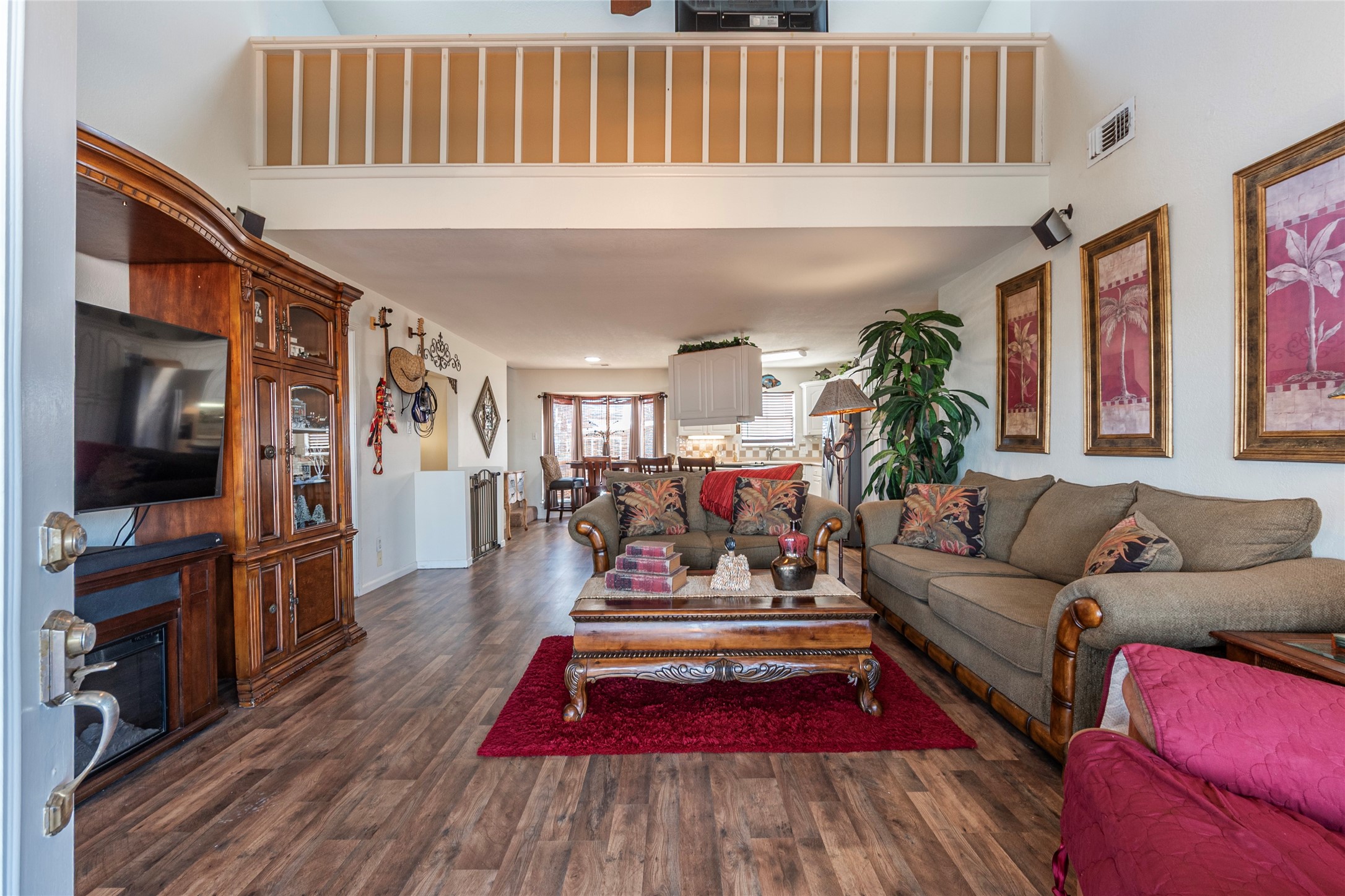 3 N Pelican Street , La Marque, TX, 77568 | 98174823 | Realty Texas LLC