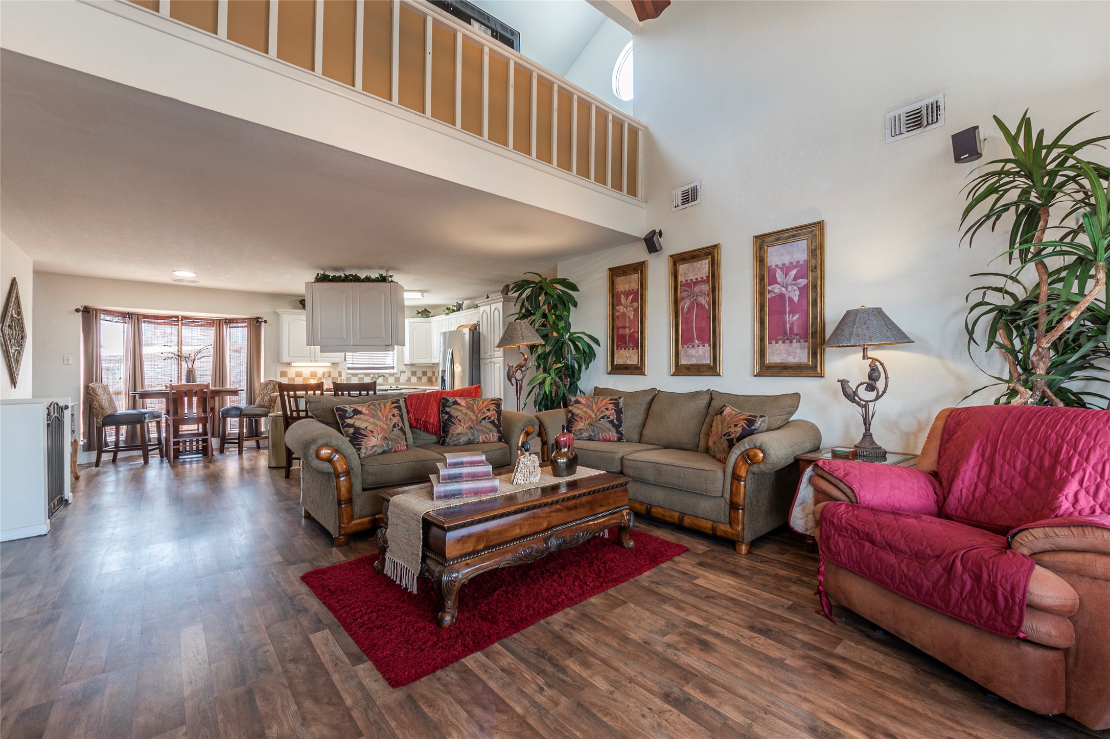 3 N Pelican Street , La Marque, TX, 77568 | 98174823 | Realty Texas LLC