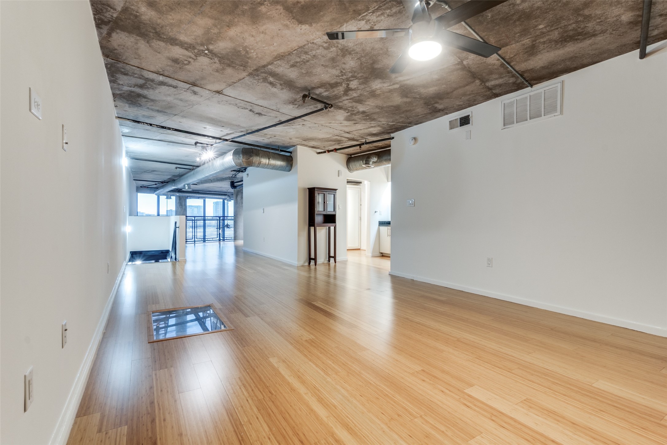3110 Thomas Avenue 717 , Dallas, TX, 75204 | 20937227 | Realty Texas LLC