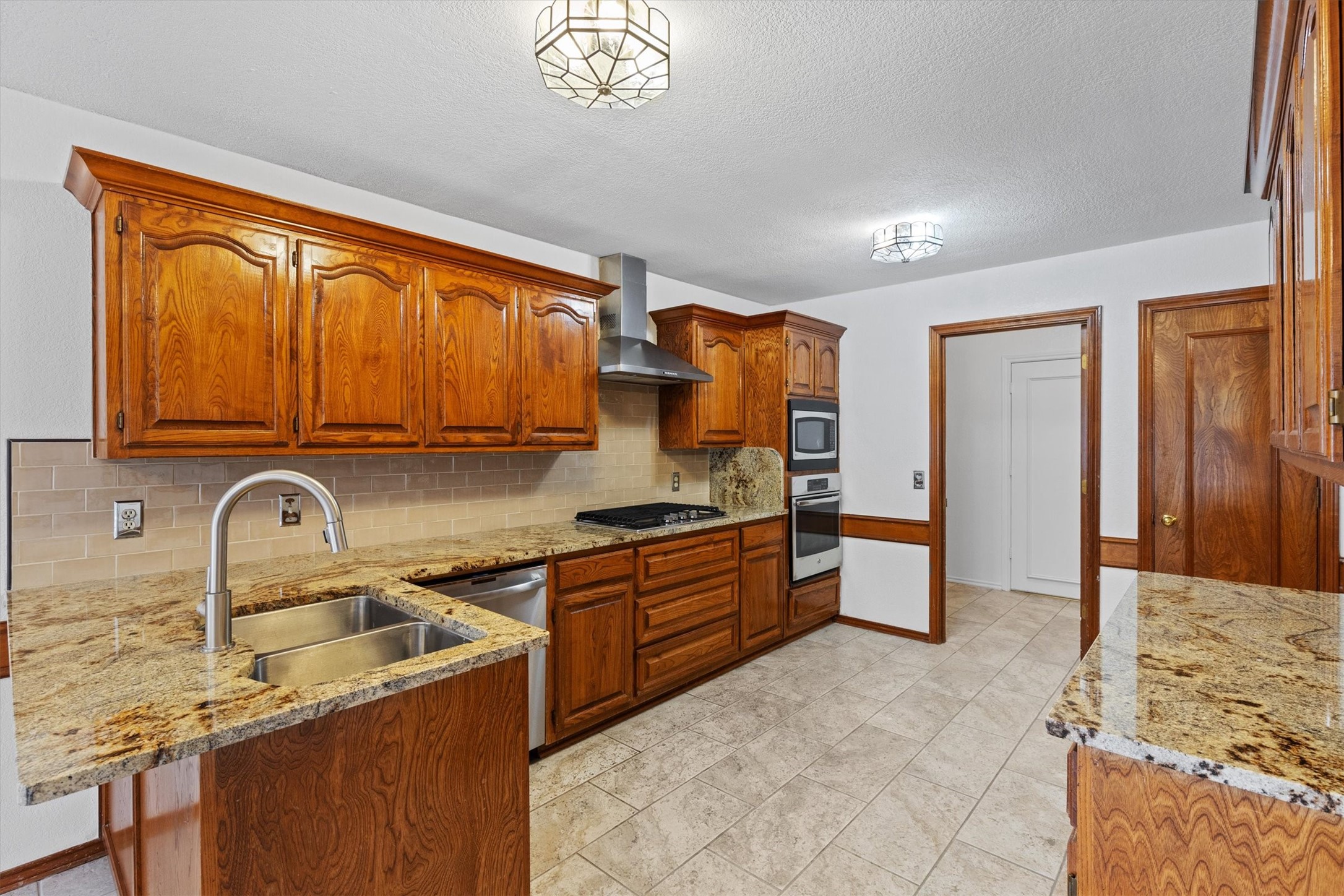 208 N Rustic Trail , Wylie, TX, 75098 | 20936003 | Realty Texas LLC