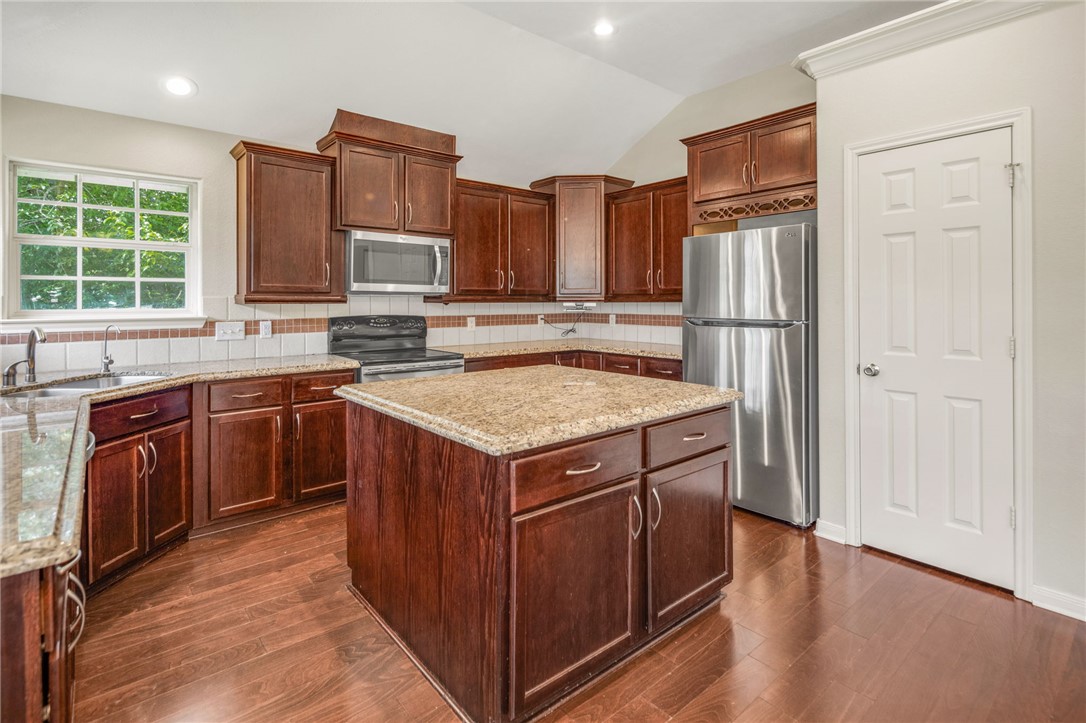 4402 Spring Branch Court , College Station, TX, 77845 | 25005744 | Realty Texas LLC