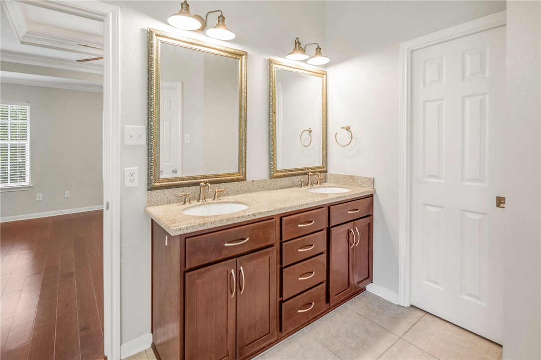 4402 Spring Branch Court , College Station, TX, 77845 | 25005744 | Realty Texas LLC