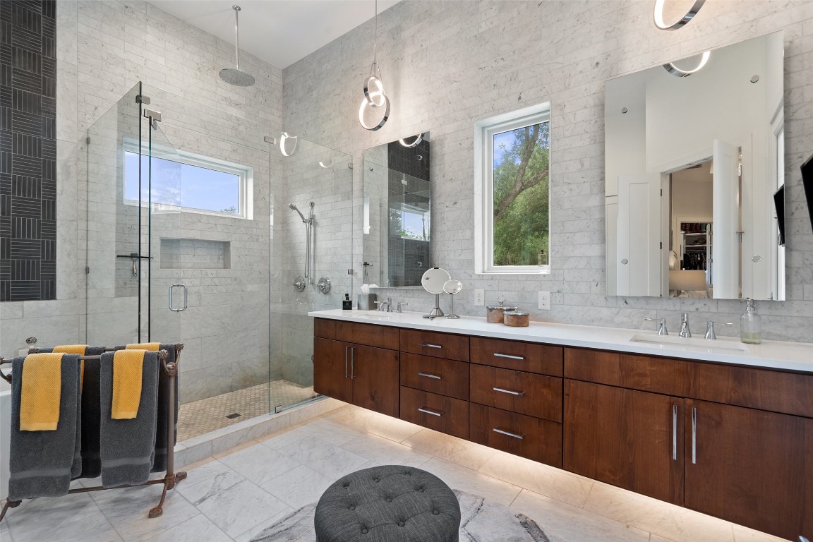 908 Cypress Grove Drive , Austin, TX, 78732 | 1708830 | Realty Texas LLC