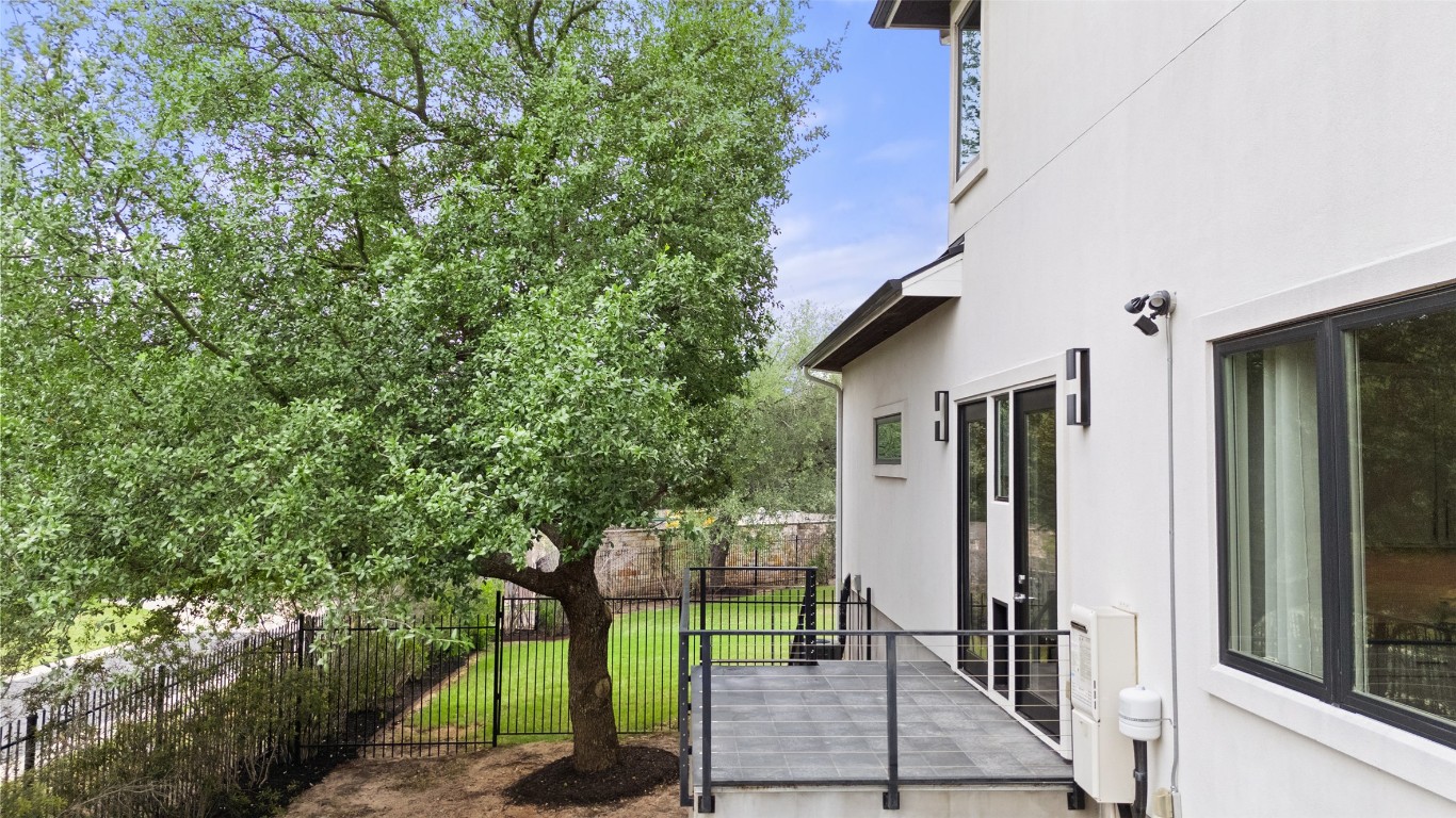 908 Cypress Grove Drive , Austin, TX, 78732 | 1708830 | Realty Texas LLC