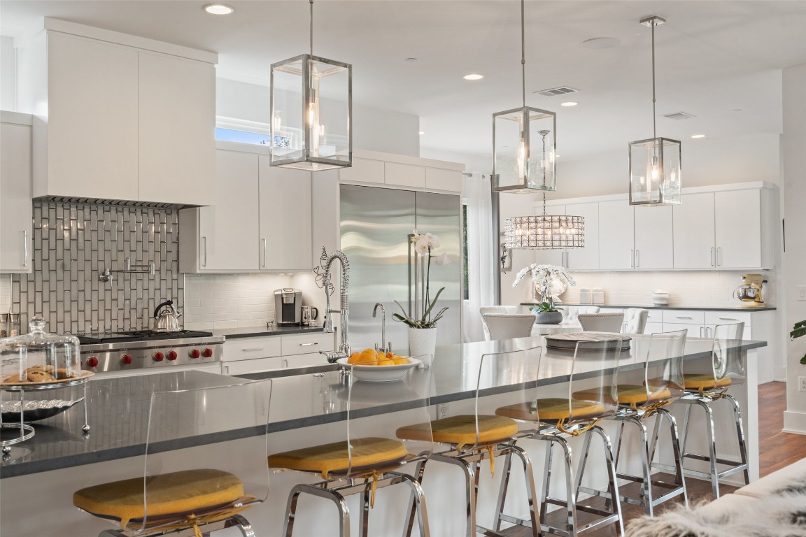 908 Cypress Grove Drive , Austin, TX, 78732 | 1708830 | Realty Texas LLC