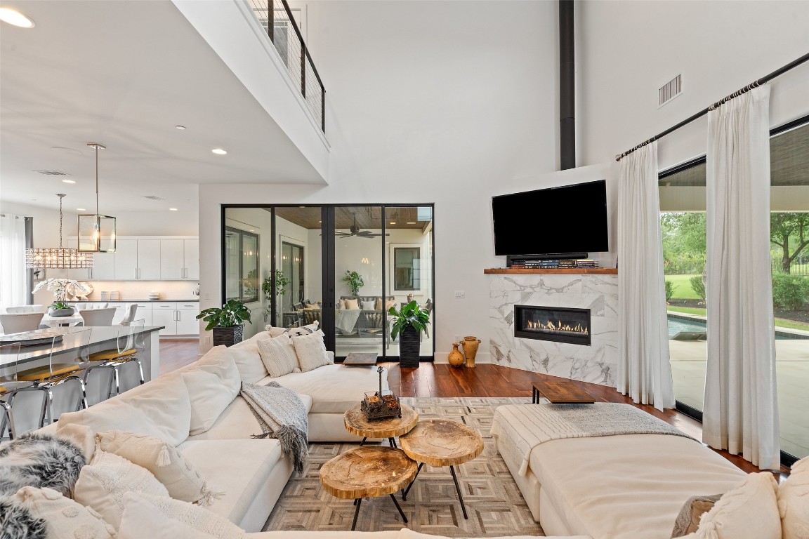 908 Cypress Grove Drive , Austin, TX, 78732 | 1708830 | Realty Texas LLC