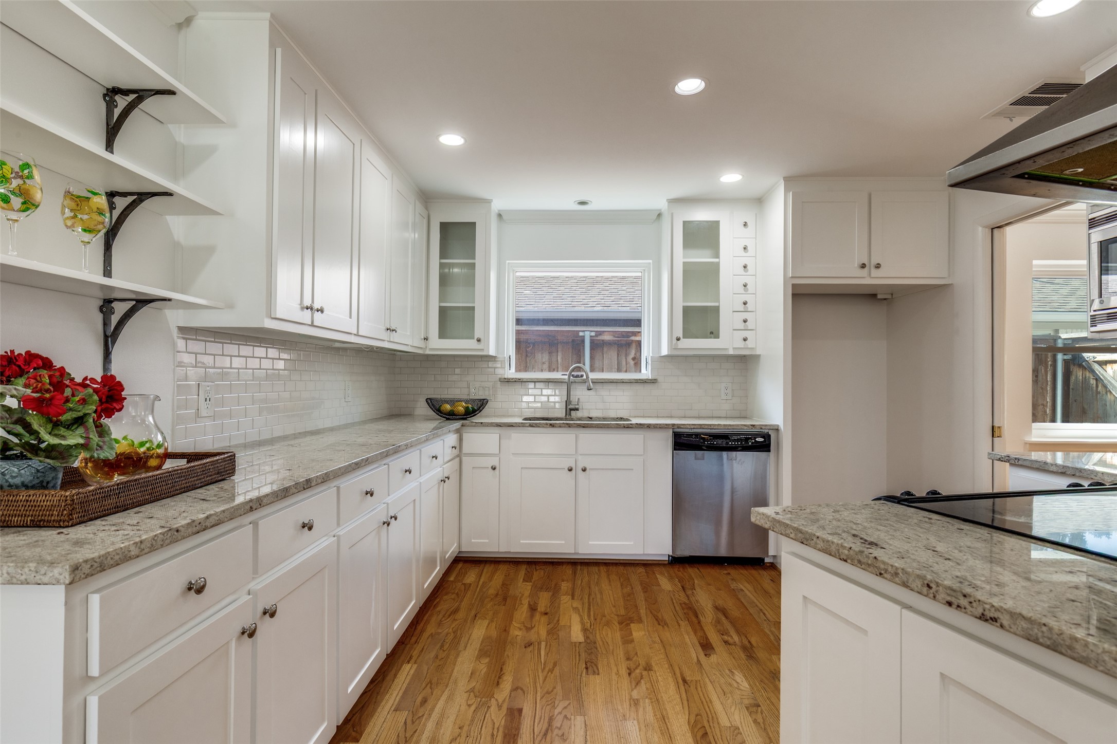 6840 Carolyncrest Drive , Dallas, TX, 75214 | 20929260 | Realty Texas LLC