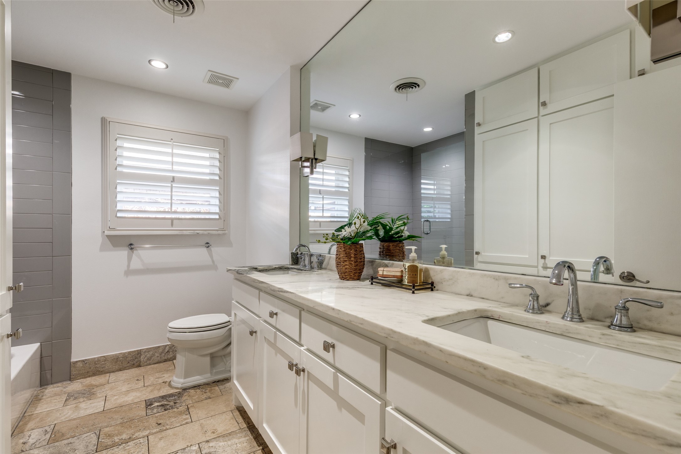6840 Carolyncrest Drive , Dallas, TX, 75214 | 20929260 | Realty Texas LLC