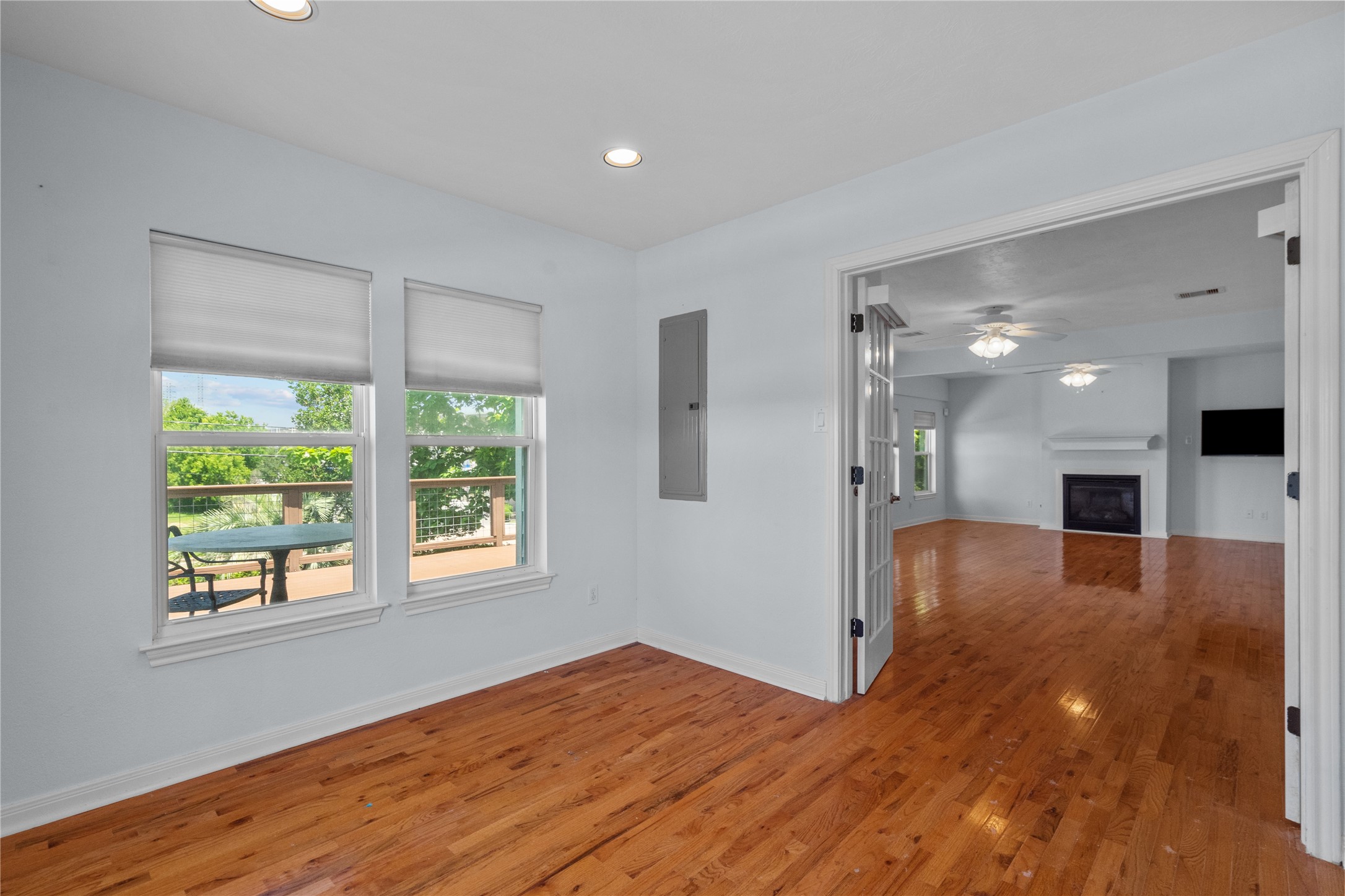 180 Grove Road , Kemah, TX, 77565 | 22042040 | Realty Texas LLC