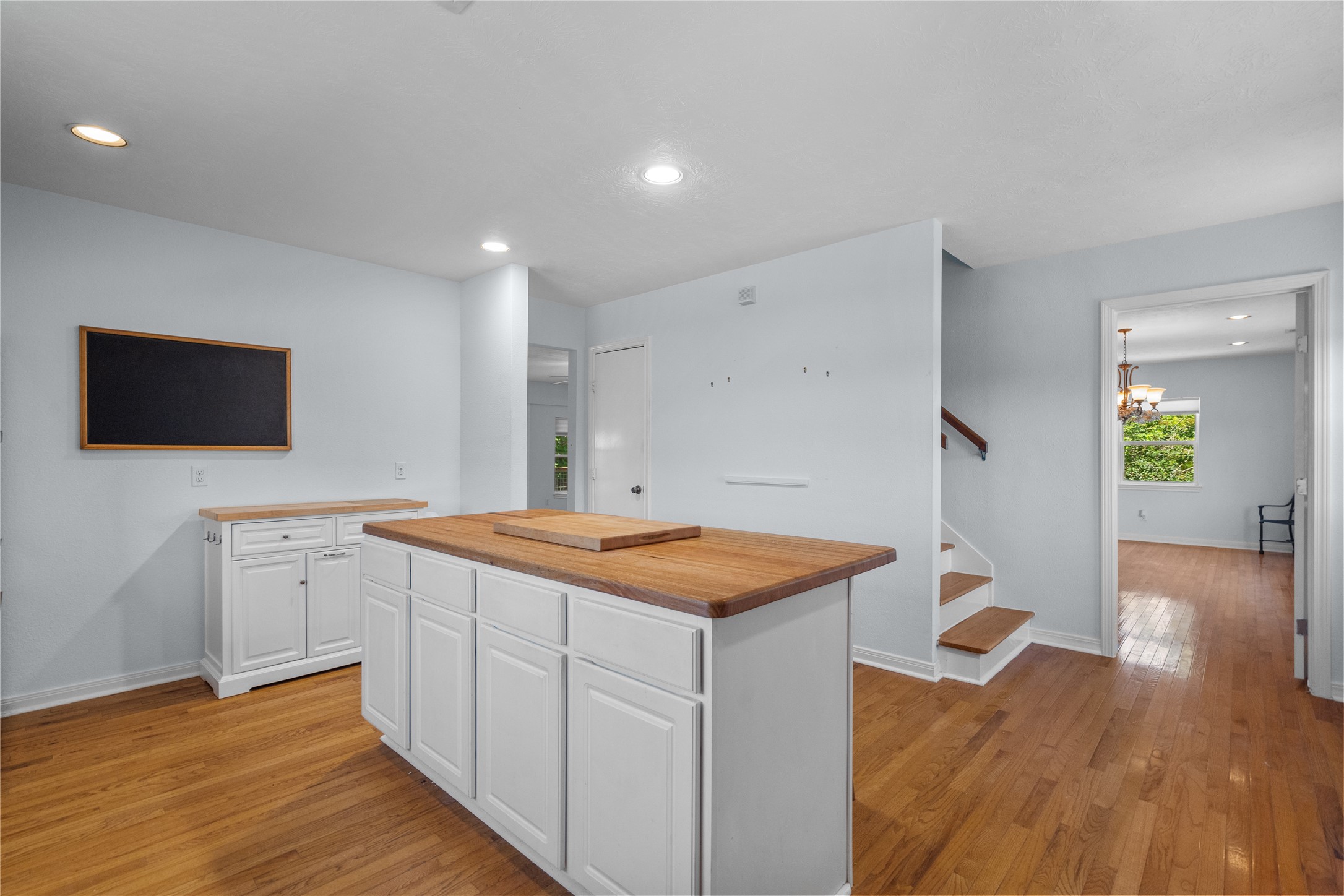 180 Grove Road , Kemah, TX, 77565 | 22042040 | Realty Texas LLC