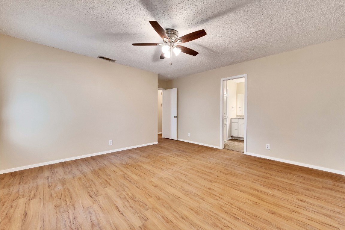 12101 Sage Hen Circle , Austin, TX, 78727 | 3780652 | Realty Texas LLC