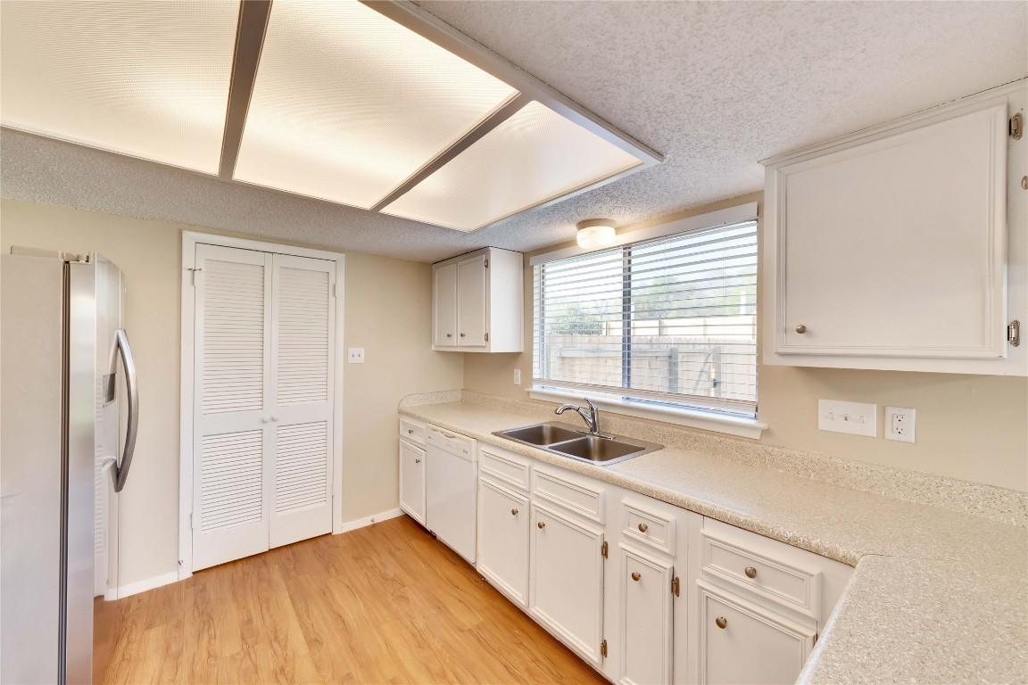 12101 Sage Hen Circle , Austin, TX, 78727 | 3780652 | Realty Texas LLC