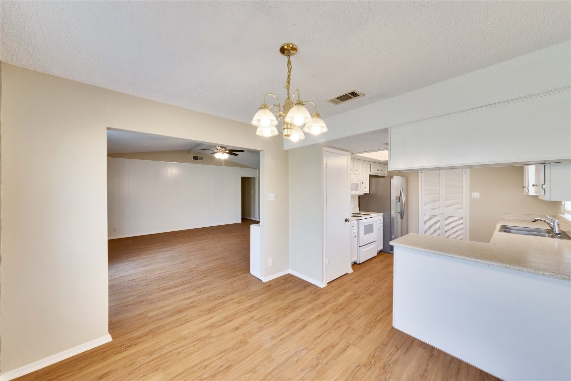 12101 Sage Hen Circle , Austin, TX, 78727 | 3780652 | Realty Texas LLC