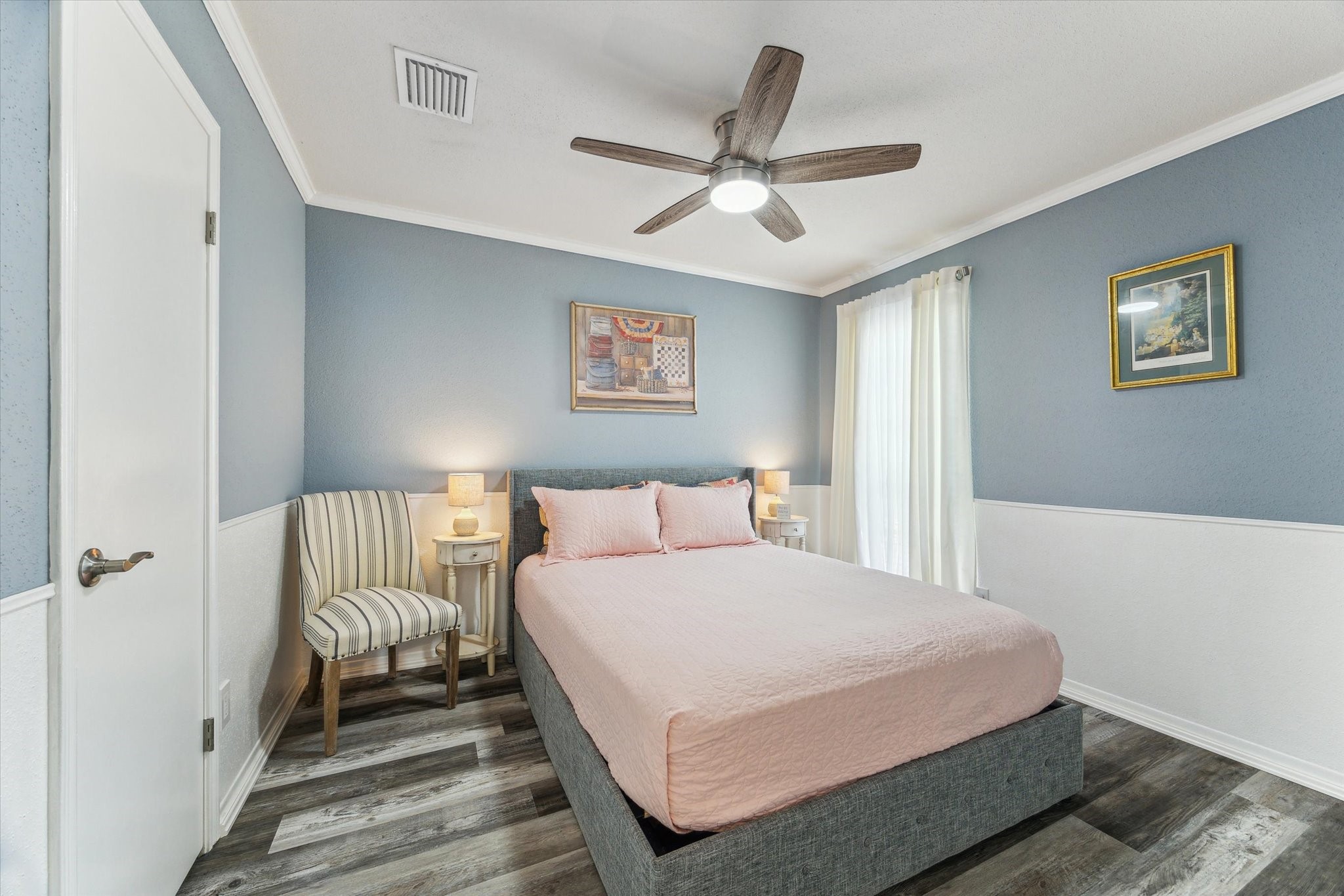1926 Meadow Creek Drive , Pearland, TX, 77581 | 23363948 | Realty Texas LLC