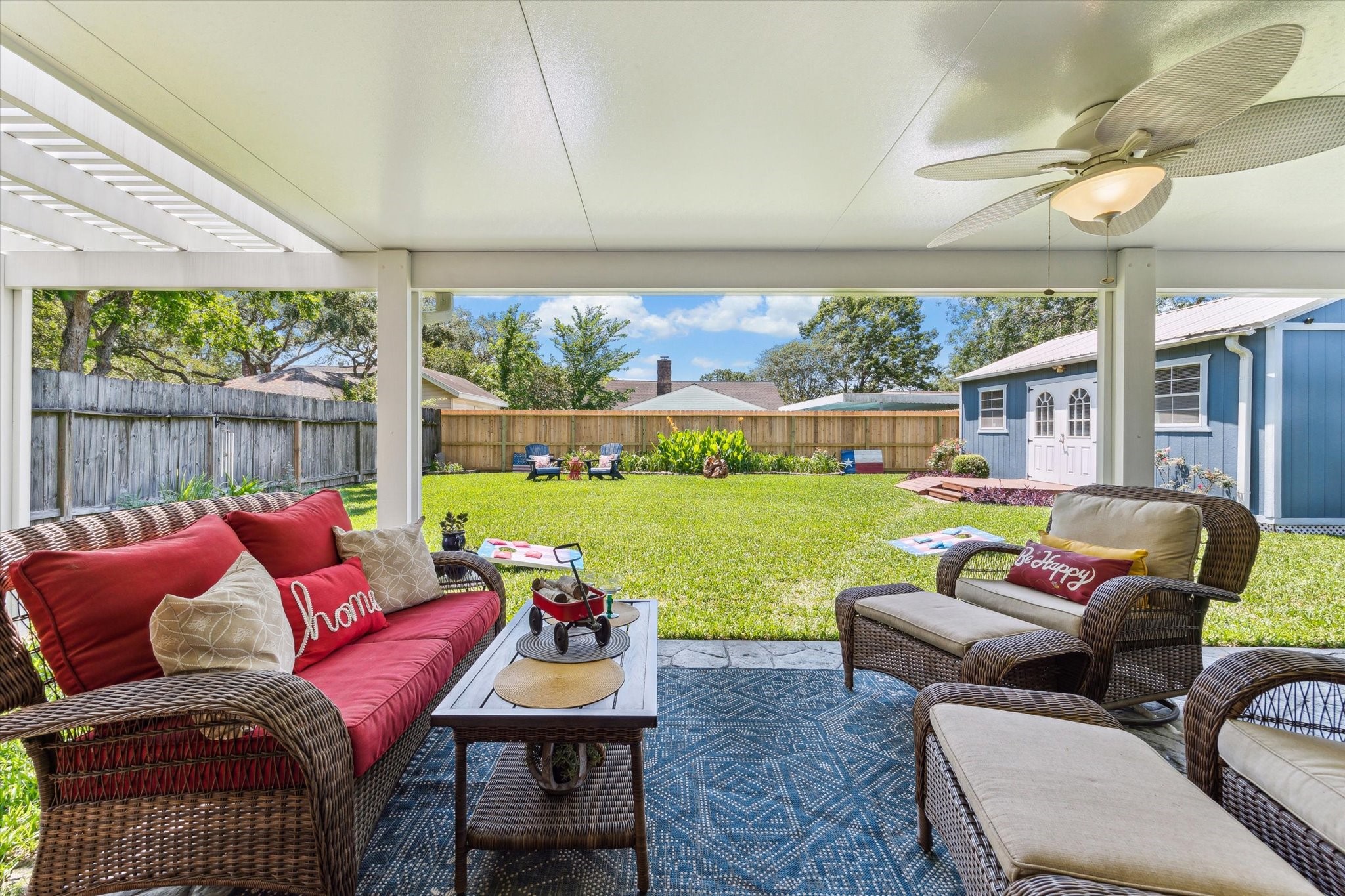1926 Meadow Creek Drive , Pearland, TX, 77581 | 23363948 | Realty Texas LLC