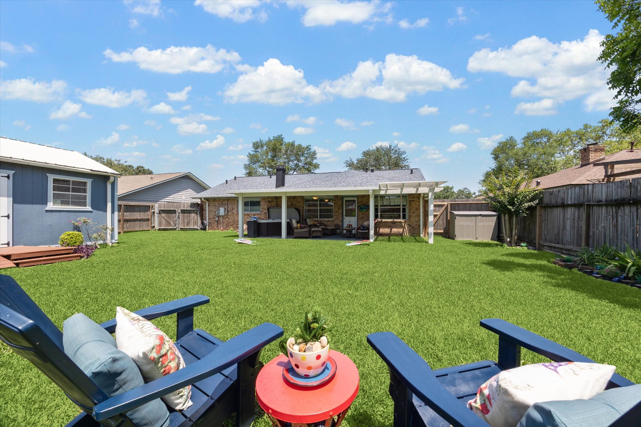 1926 Meadow Creek Drive , Pearland, TX, 77581 | 23363948 | Realty Texas LLC