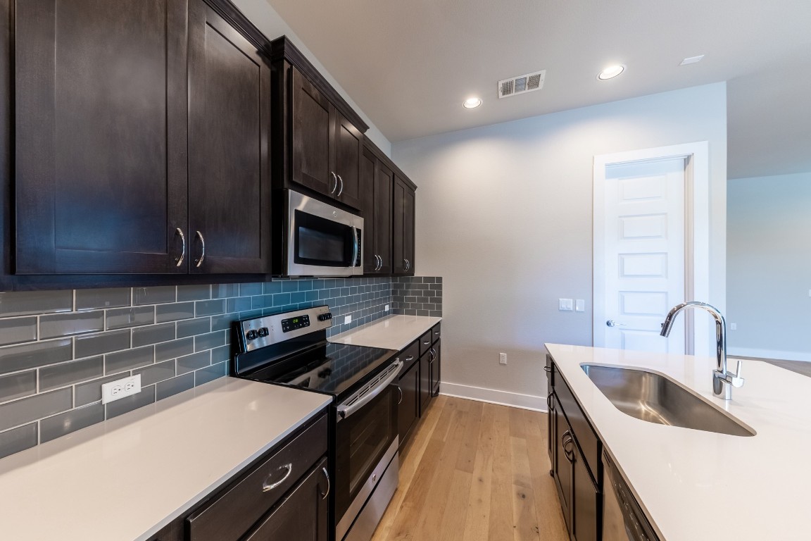 3108 E 51st Street 701 , Austin, TX, 78723 | 6142764 | Realty Texas LLC