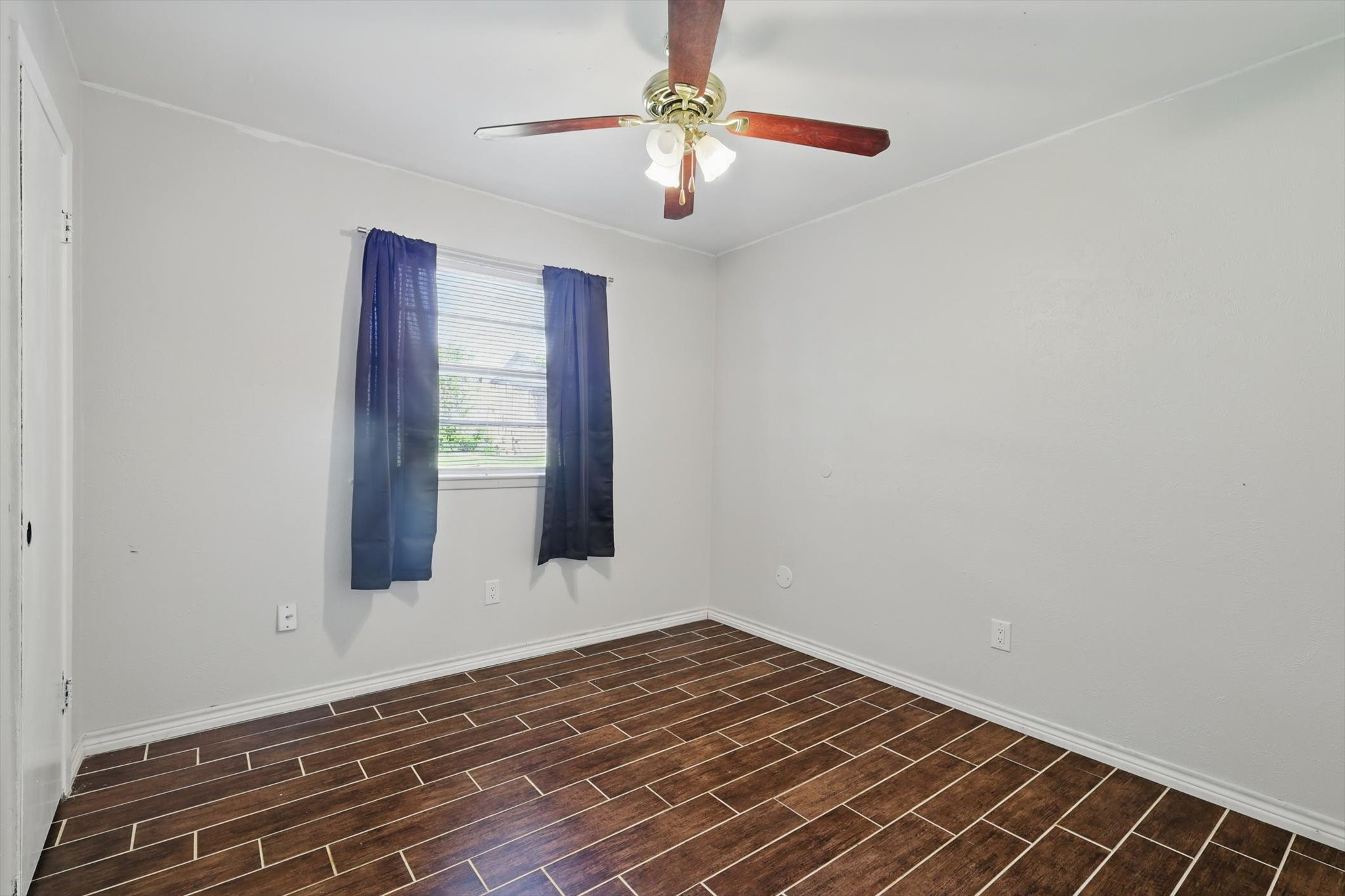 6529 Wooddale Drive , Watauga, TX, 76148 | 20935815 | Realty Texas LLC
