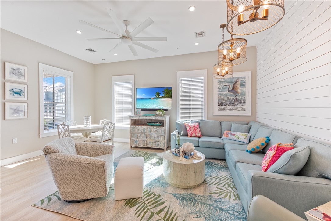 136 Palmilla Circle 302 , Port Aransas, TX, 78373 | 459181 | Realty Texas LLC
