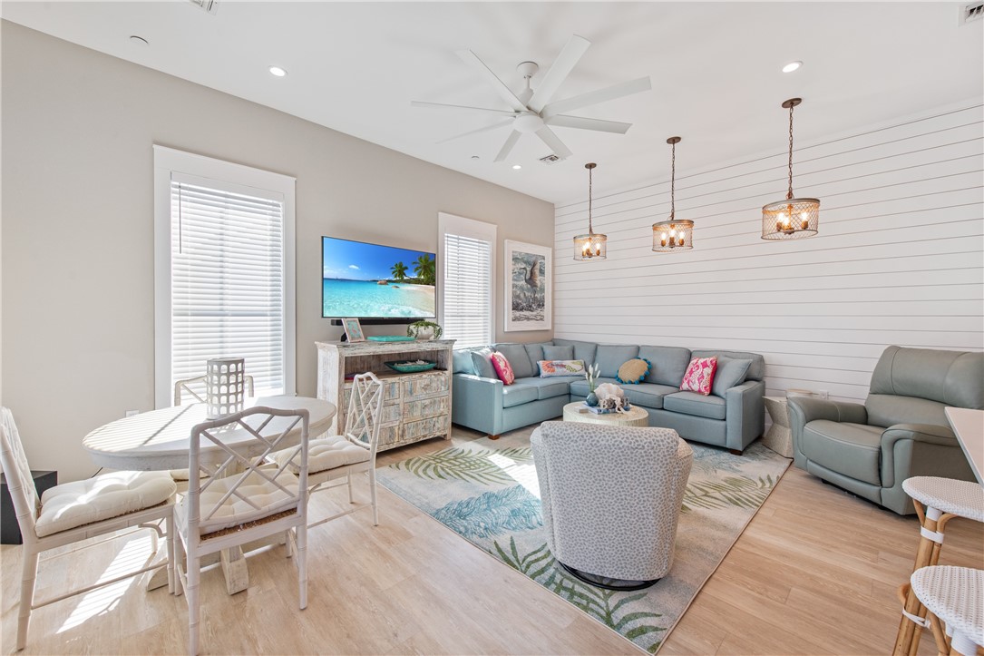 136 Palmilla Circle 302 , Port Aransas, TX, 78373 | 459181 | Realty Texas LLC