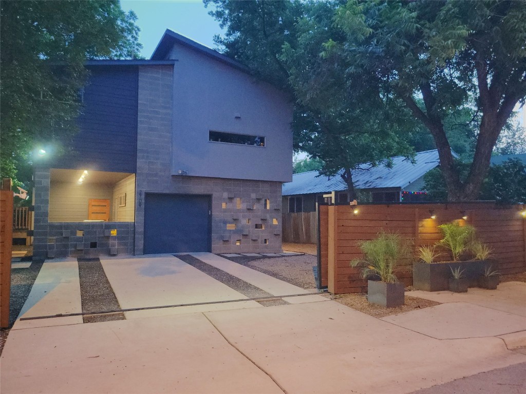 2709 E 2nd Street A , Austin, TX, 78702 | 3931799 | Realty Texas LLC