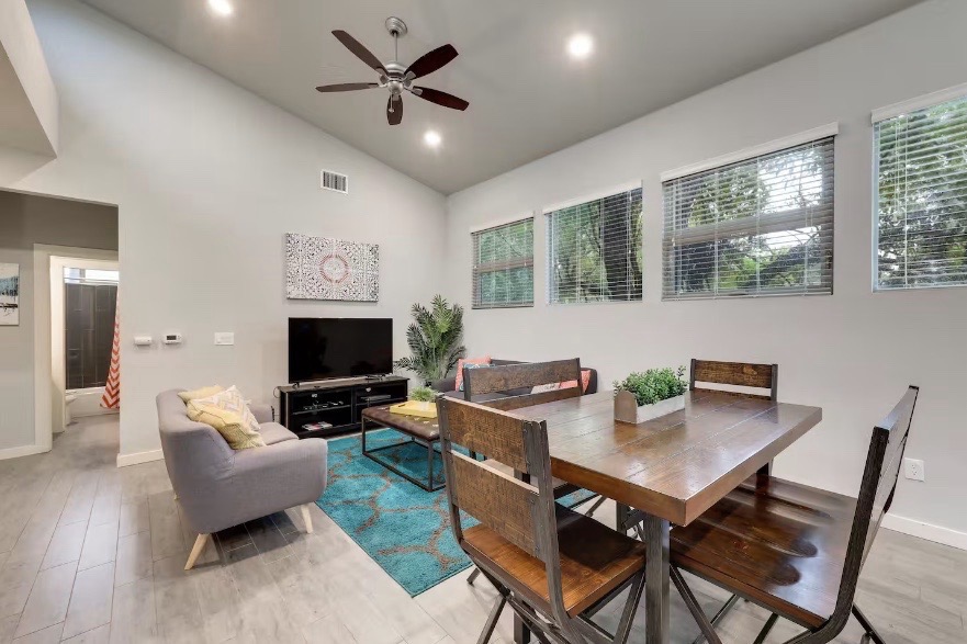 2709 E 2nd Street A , Austin, TX, 78702 | 3931799 | Realty Texas LLC