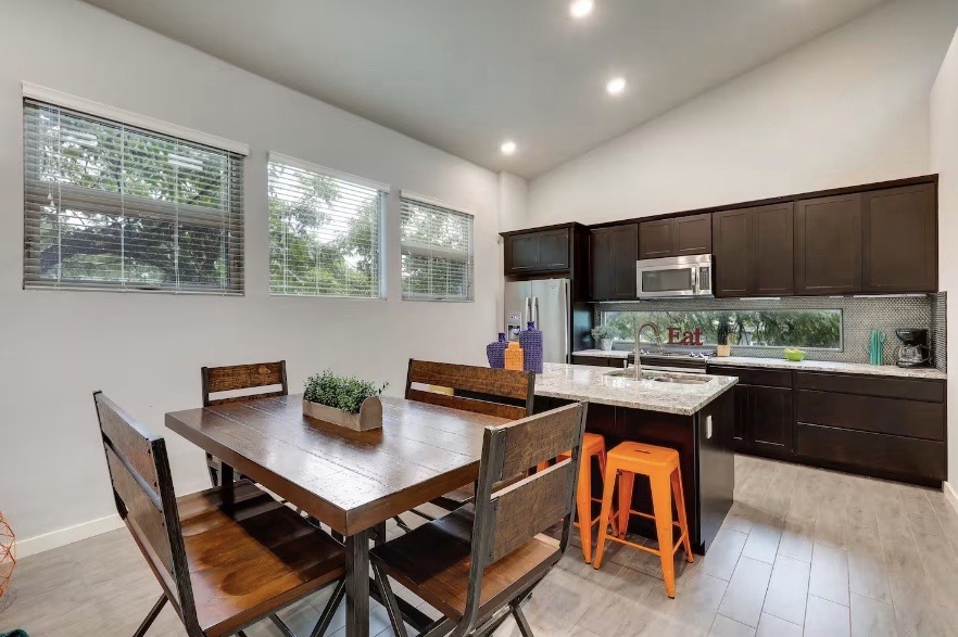 2709 E 2nd Street A , Austin, TX, 78702 | 3931799 | Realty Texas LLC