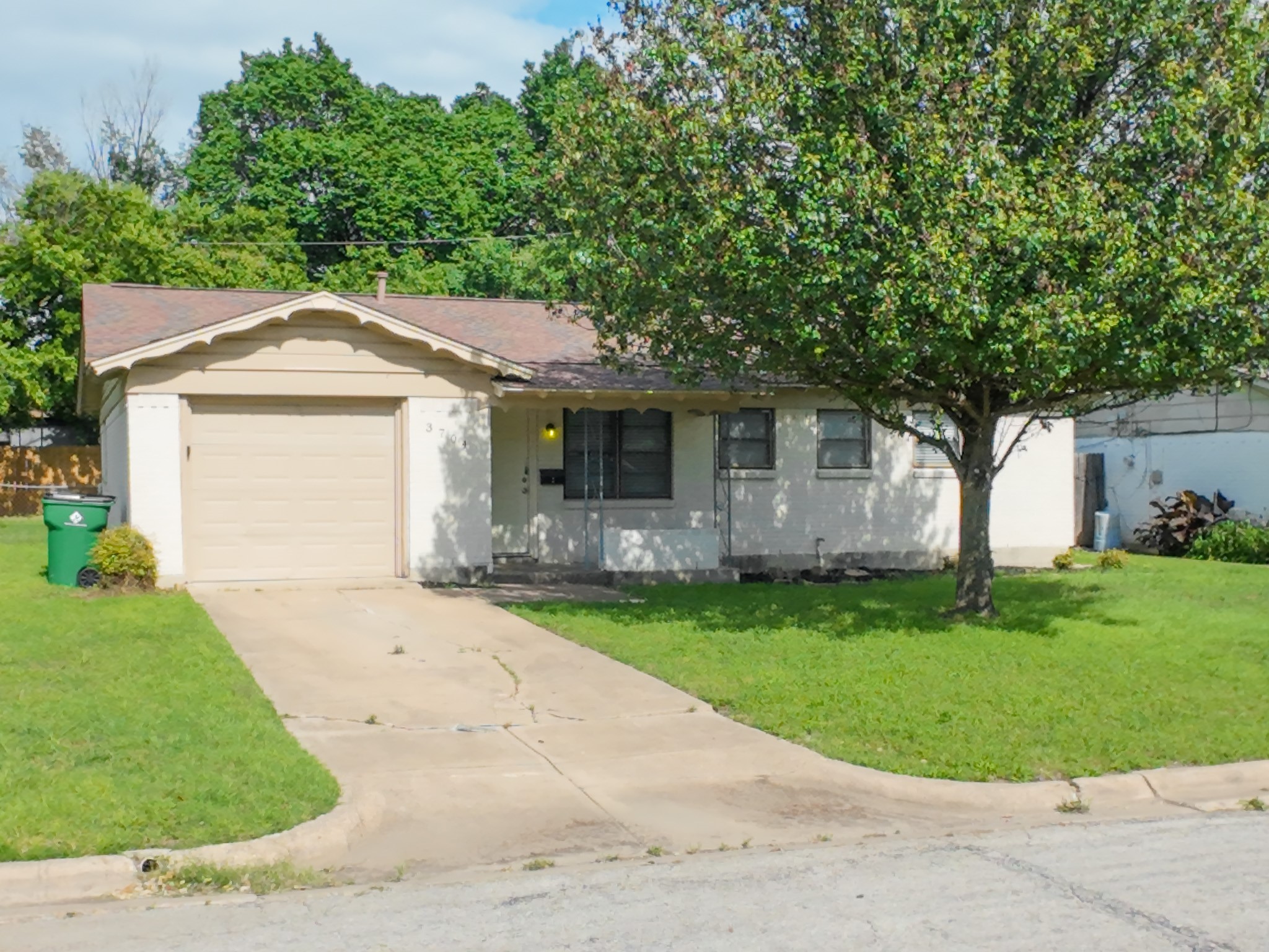 3704 Eastridge Drive , Haltom City, TX, 76117 | 20936672 | Realty Texas LLC