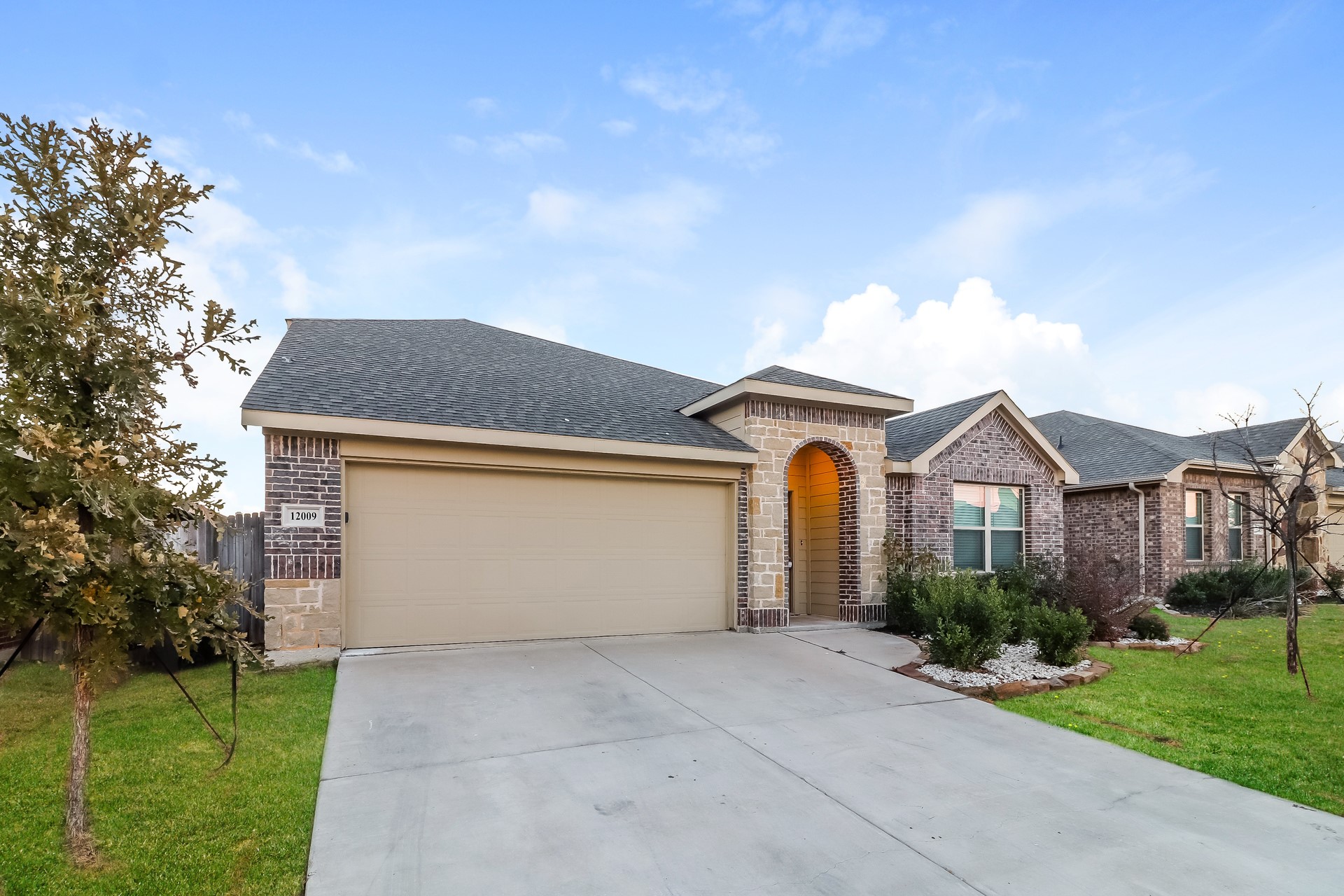 12009 Rustling Oaks Drive , Crowley, TX, 76036 | 20938077 | Realty Texas LLC