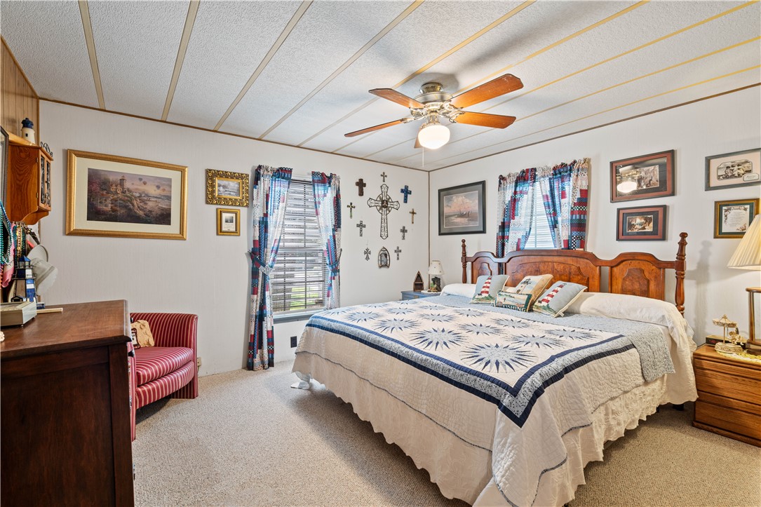 613 Sunset Drive , Rockport, TX, 78382 | 459074 | Realty Texas LLC