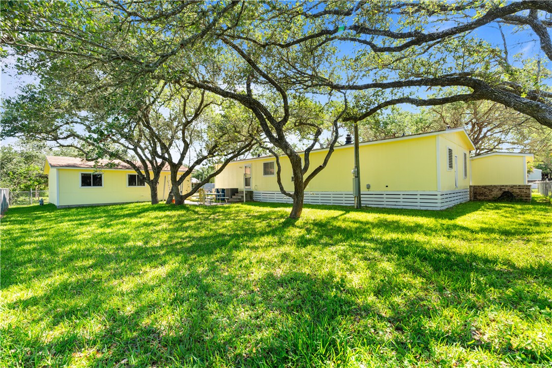 613 Sunset Drive , Rockport, TX, 78382 | 459074 | Realty Texas LLC