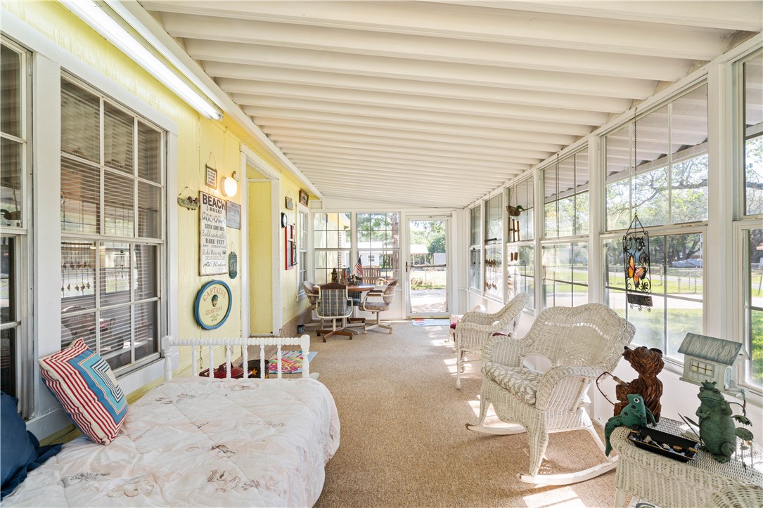 613 Sunset Drive , Rockport, TX, 78382 | 459074 | Realty Texas LLC