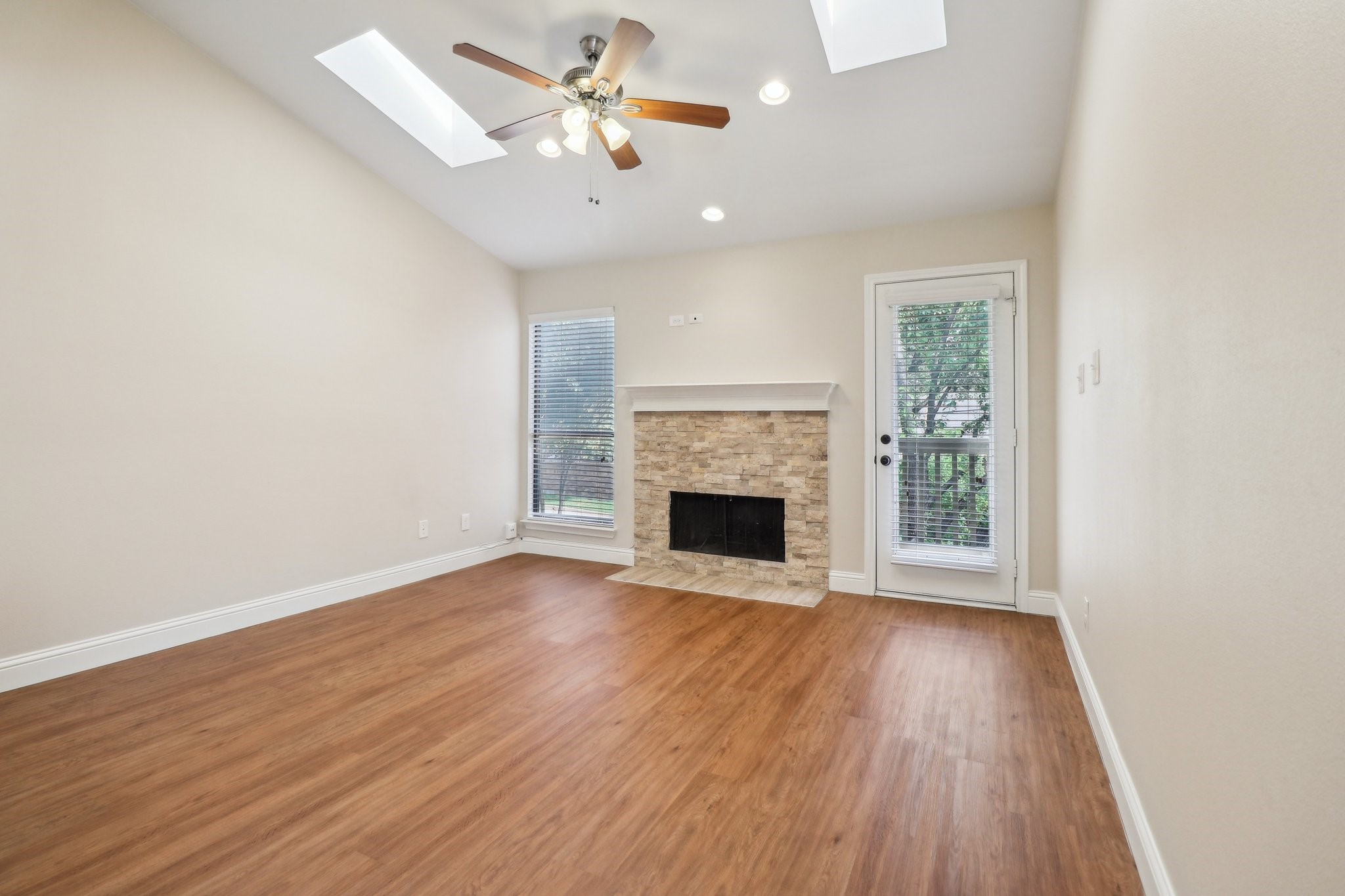 5616 Preston Oaks Road 110 , Dallas, TX, 75254 | 20937002 | Realty Texas LLC