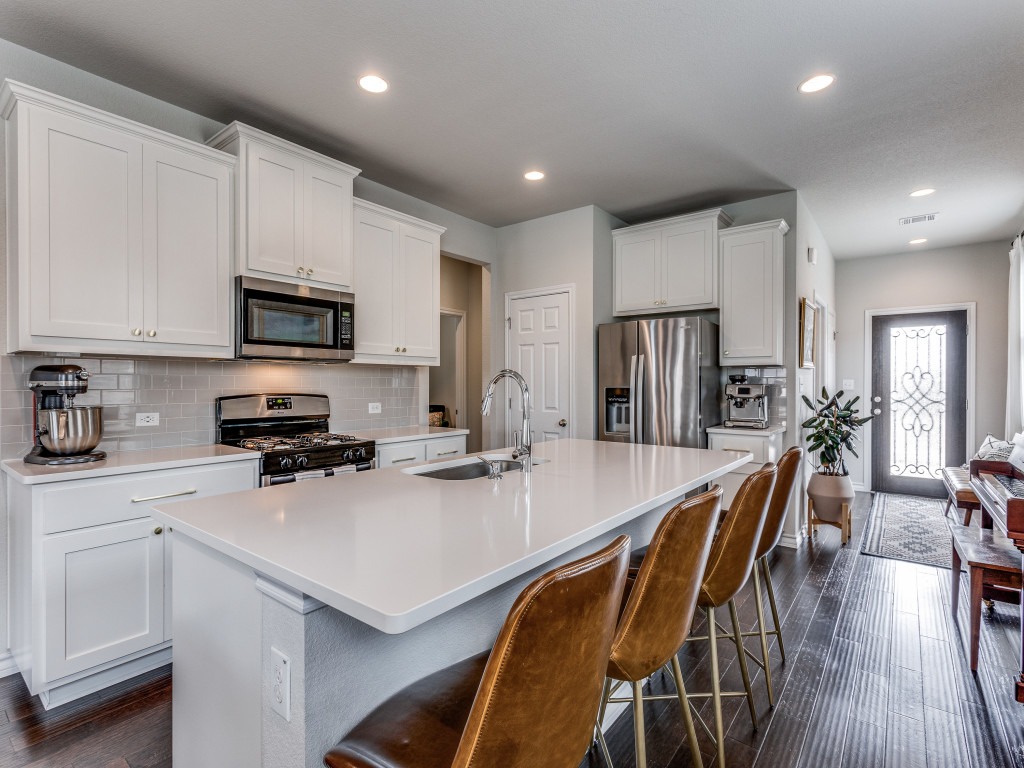 281 Satsuma Drive , Buda, TX, 78610 | 2520099 | Realty Texas LLC