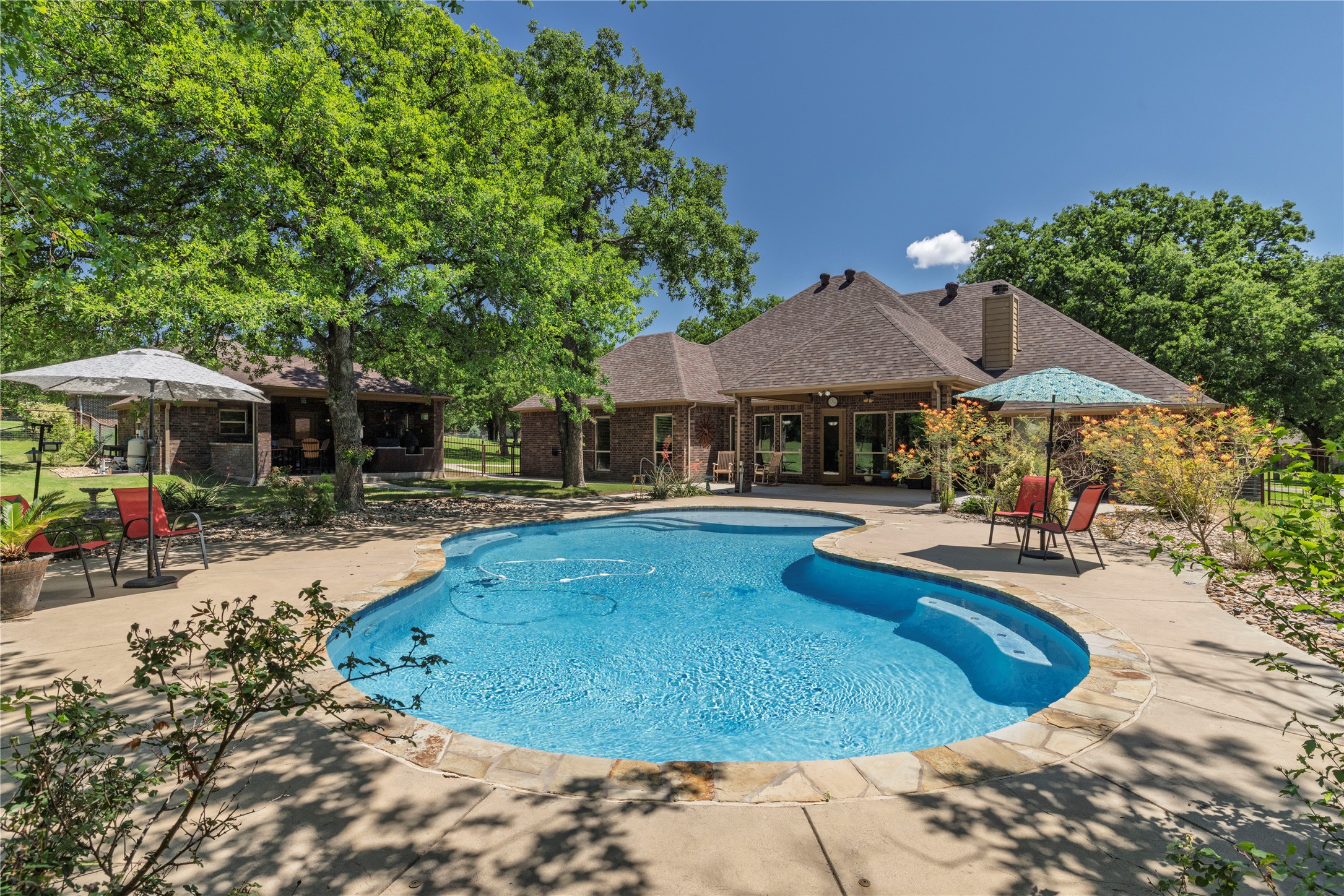 196 Ellis Creek Drive , Weatherford, TX, 76085 | 20937204 | Realty Texas LLC