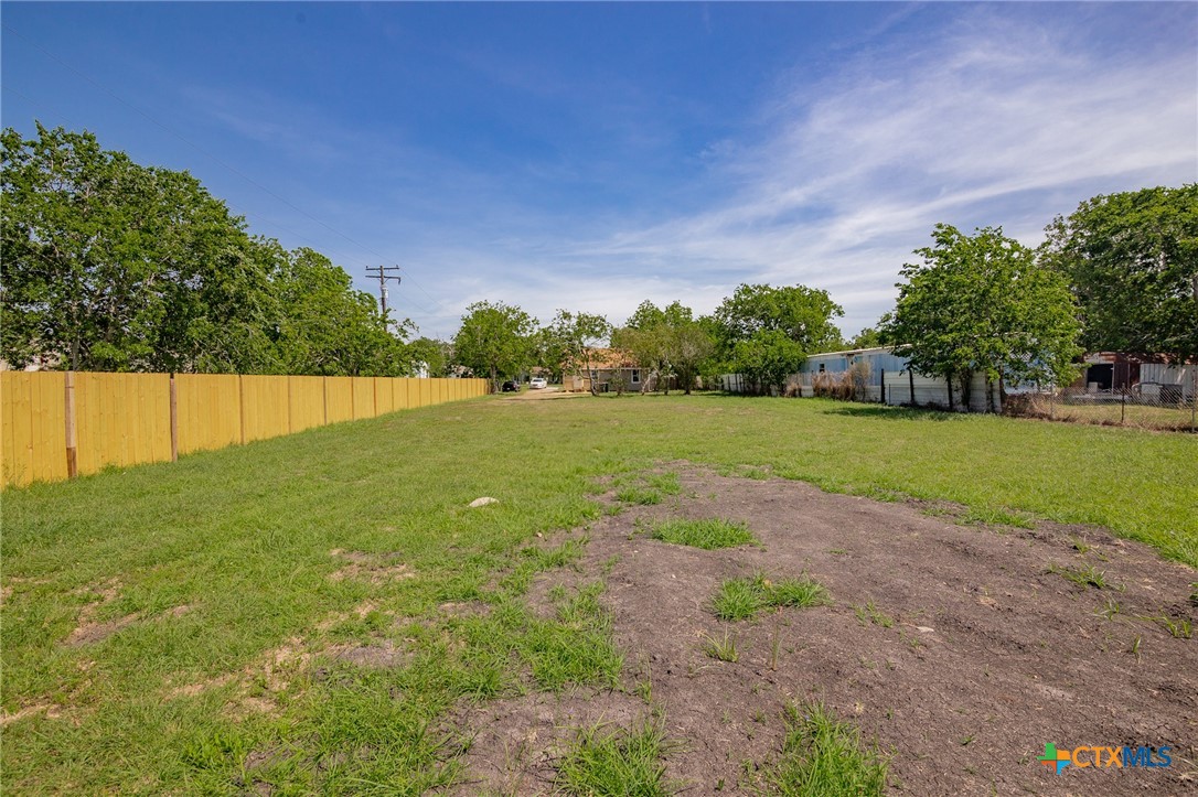 2603 Lone Tree Road , Victoria, TX, 77901 | 580112 | Realty Texas LLC