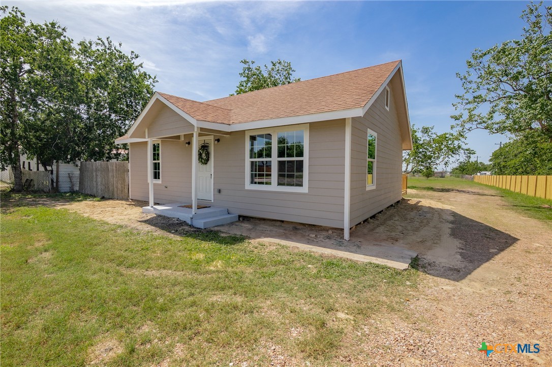 2603 Lone Tree Road , Victoria, TX, 77901 | 580112 | Realty Texas LLC