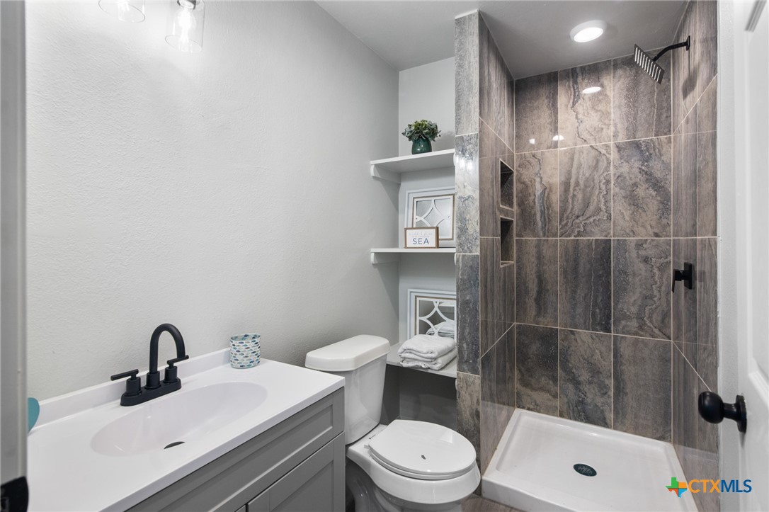 2603 Lone Tree Road , Victoria, TX, 77901 | 580112 | Realty Texas LLC