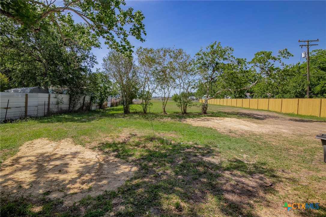 2603 Lone Tree Road , Victoria, TX, 77901 | 580112 | Realty Texas LLC
