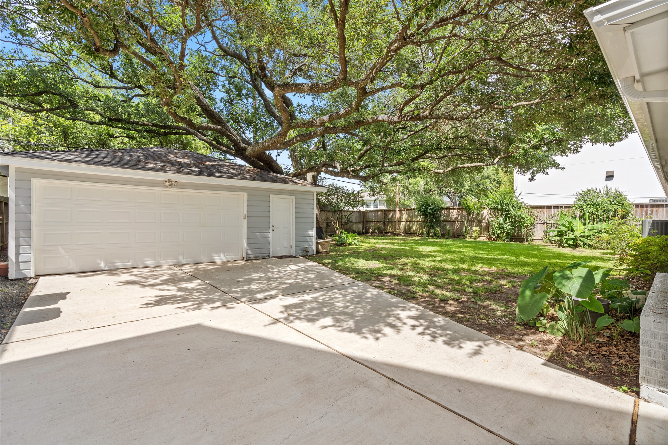 4030 Grennoch Lane , Houston, TX, 77025 | 84519182 | Realty Texas LLC
