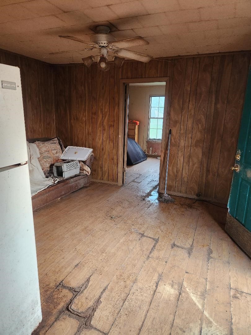 926 W 5th Street , Freeport, TX, 77541 | 97856216 | Realty Texas LLC