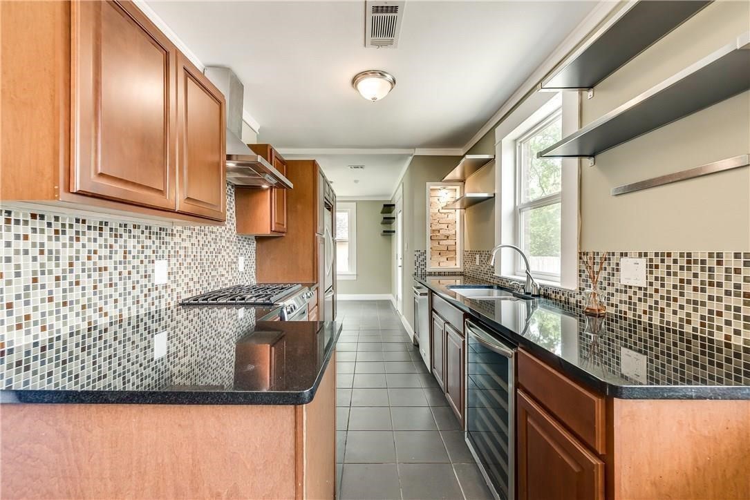 1423 Hollywood Avenue , Dallas, TX, 75208 | 20938781 | Realty Texas LLC