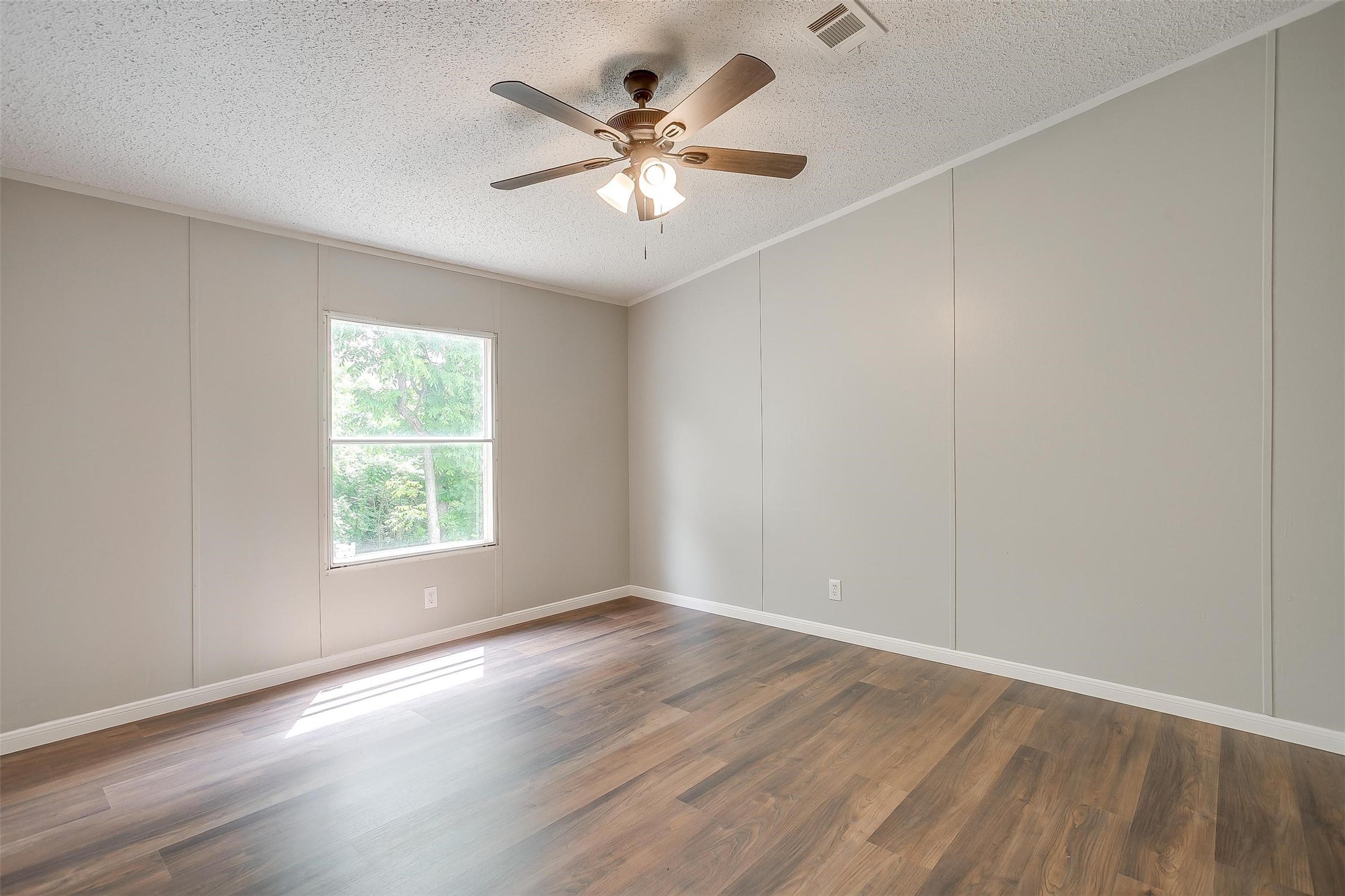 3368 Fm 66 , Grandview, TX, 76050 | 20937478 | Realty Texas LLC